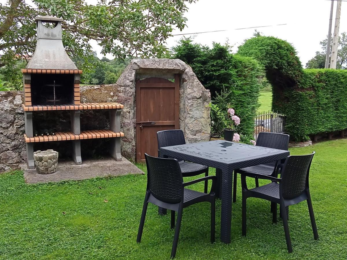 Apartamentos Rurales Inguanzo Villanueva de Pria エクステリア 写真
