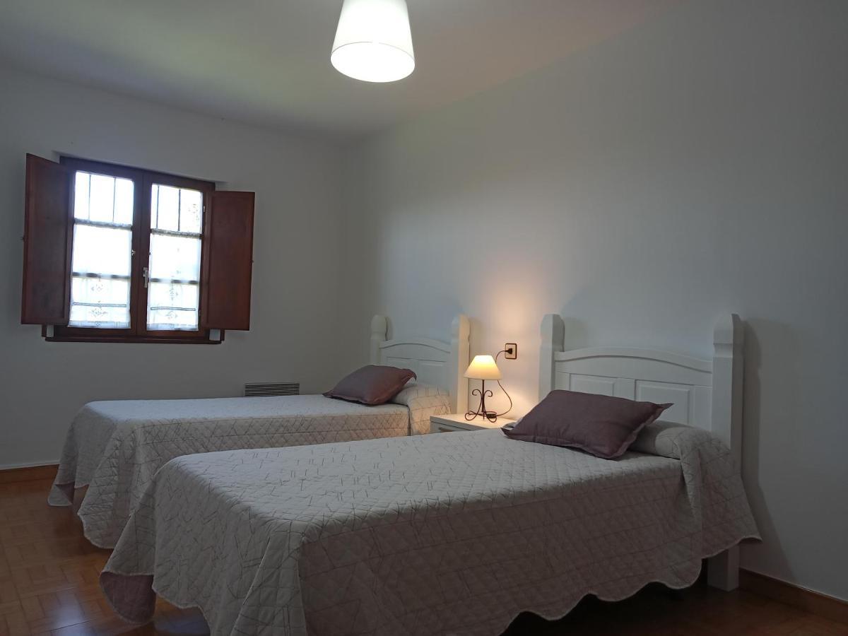 Apartamentos Rurales Inguanzo Villanueva de Pria エクステリア 写真