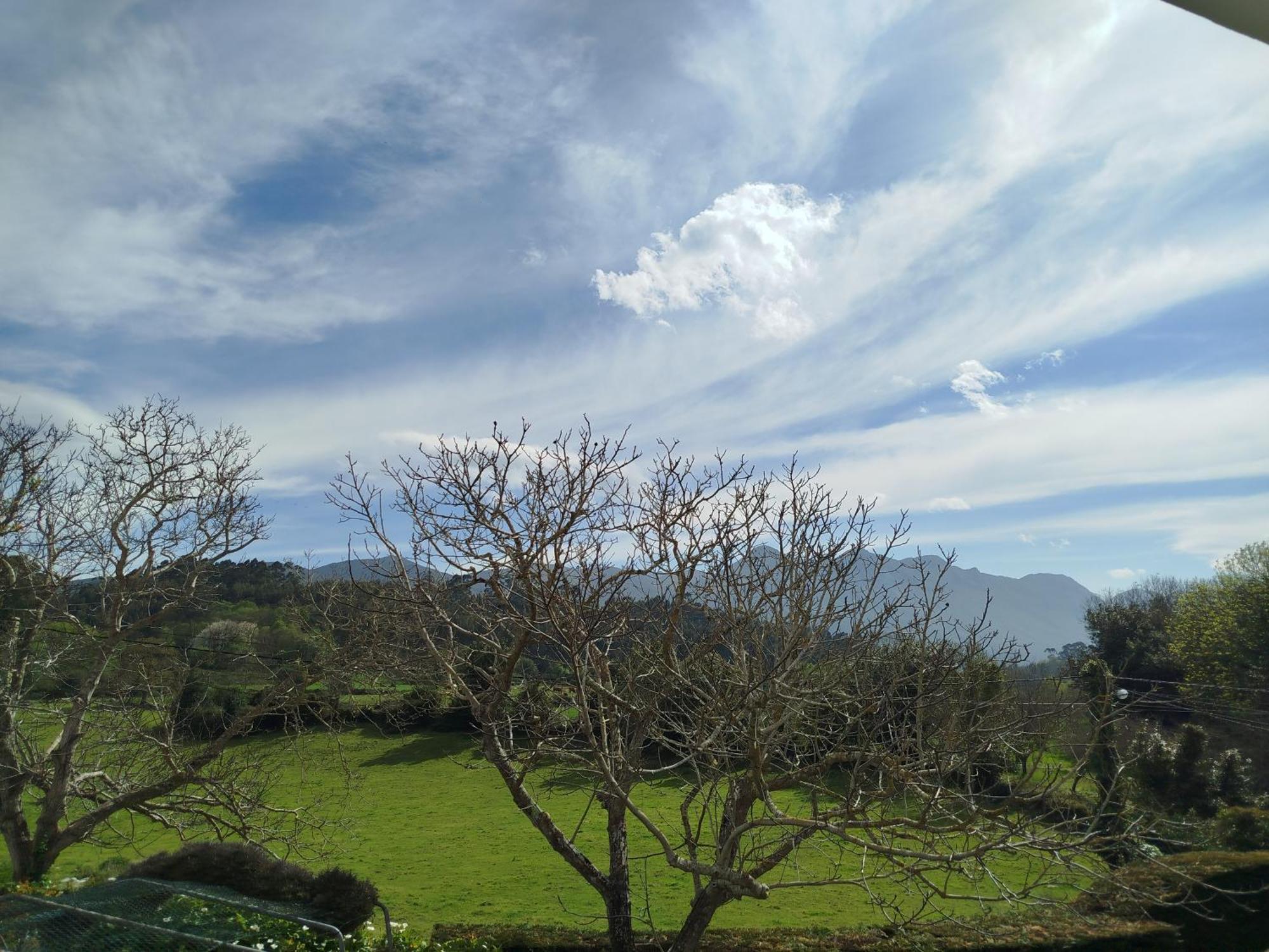 Apartamentos Rurales Inguanzo Villanueva de Pria エクステリア 写真