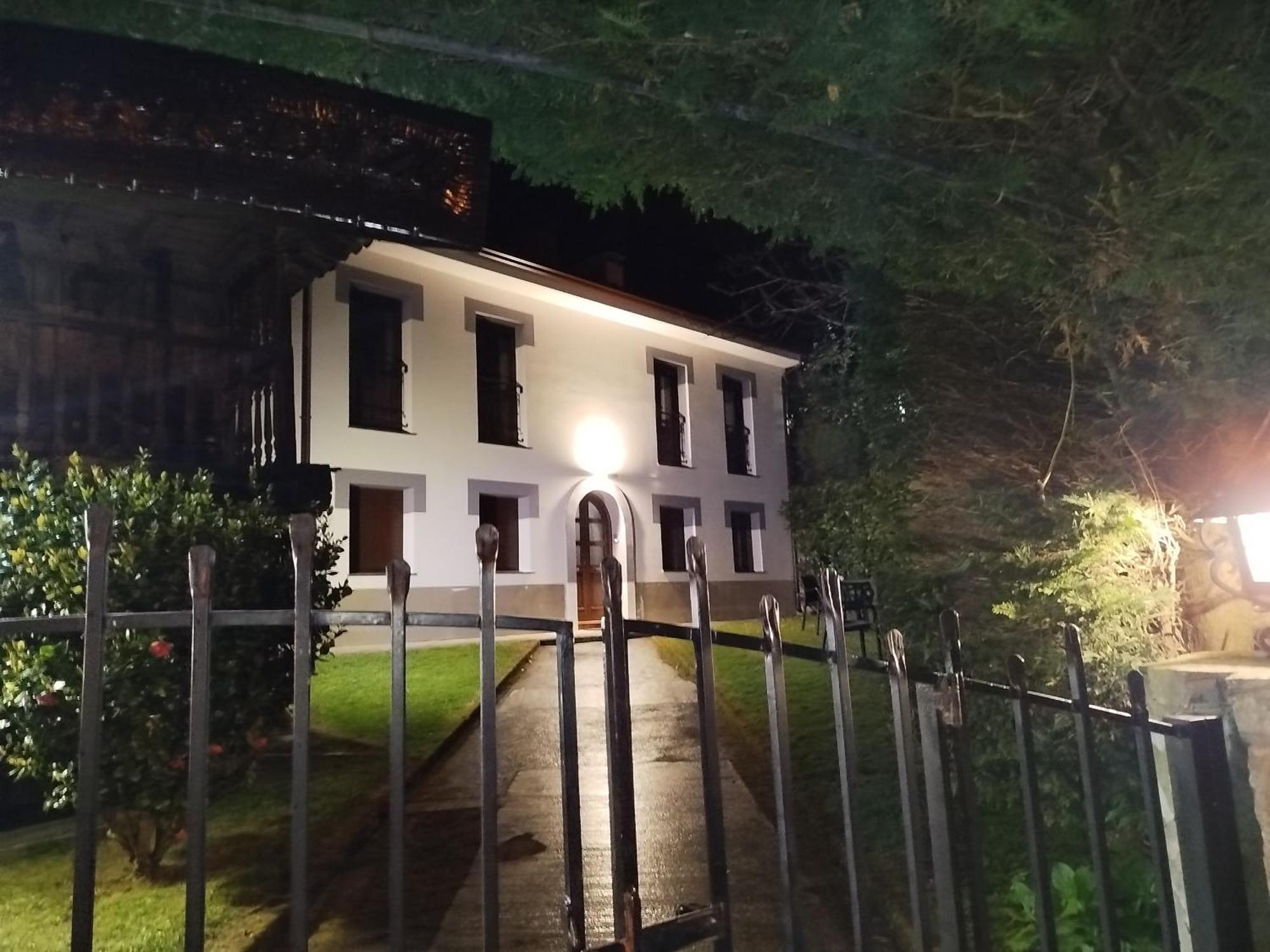 Apartamentos Rurales Inguanzo Villanueva de Pria エクステリア 写真